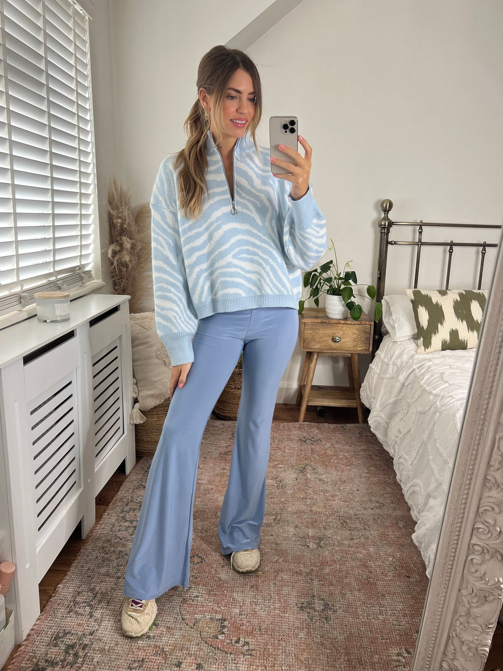 LADIES ZEBRA HALF ZIP KNIT