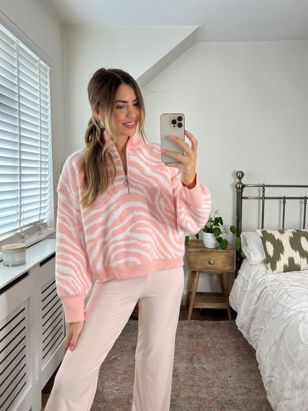 LADIES ZEBRA HALF ZIP KNIT