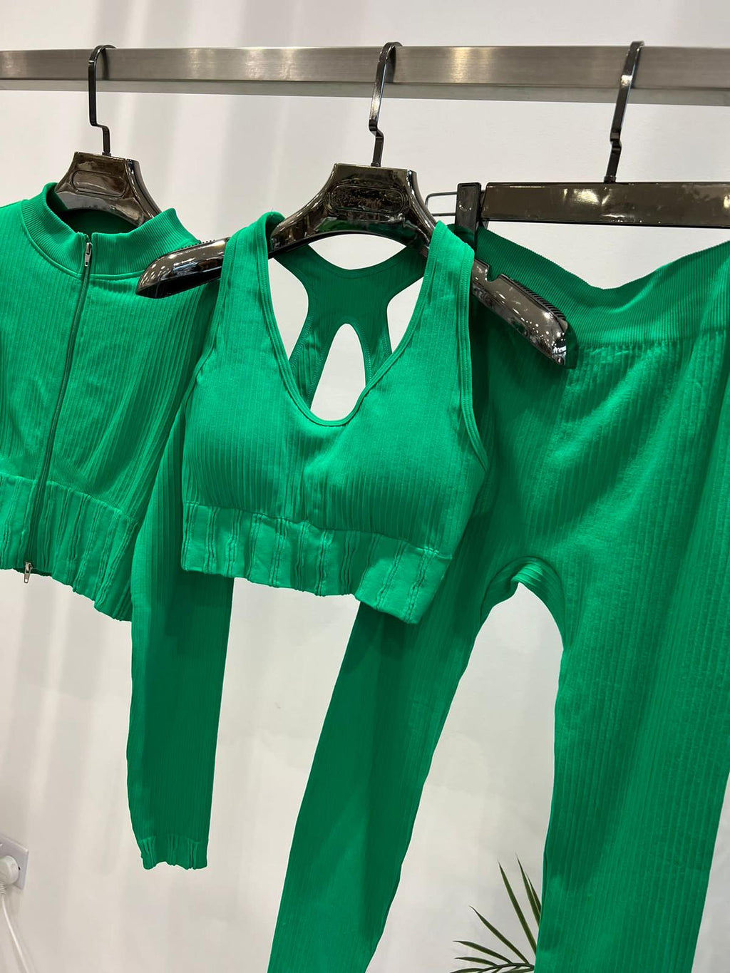 LADIES 3 PIECE YOGA SUIT
